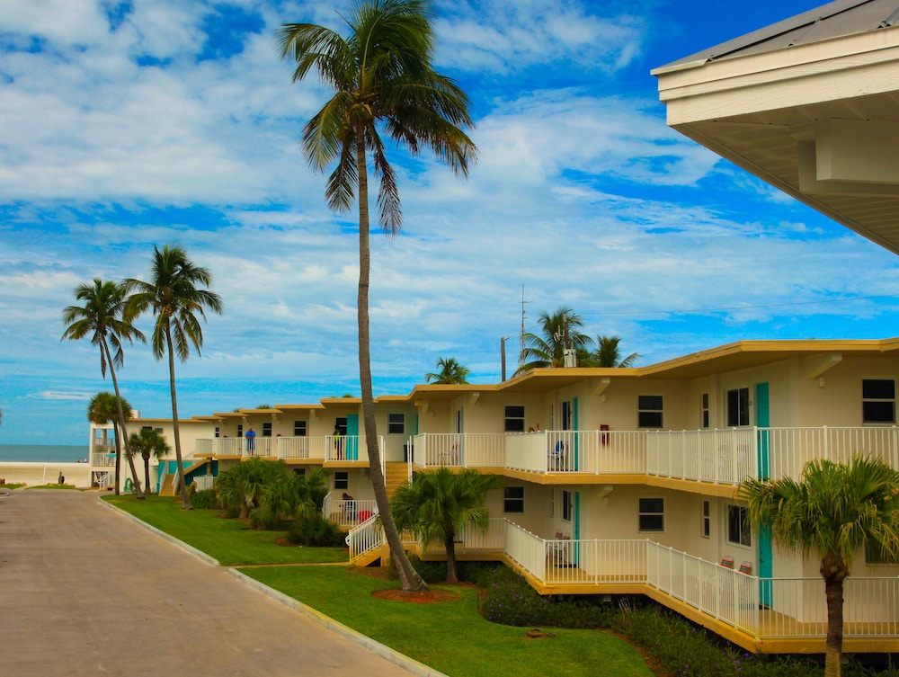 Carousel Inn on the Beach — hotel in Fort Myers Beach