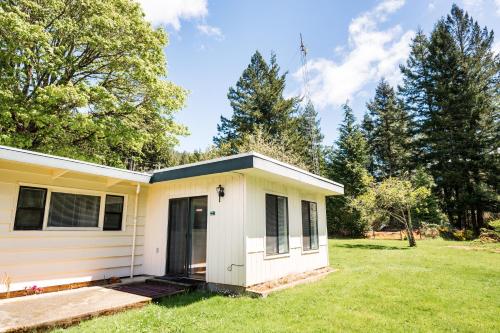 Redwood Meadows RV Resort and Cabins - photo 16