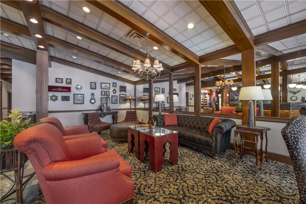 Best Western Plus The Normandy Inn & Suites - photo 3