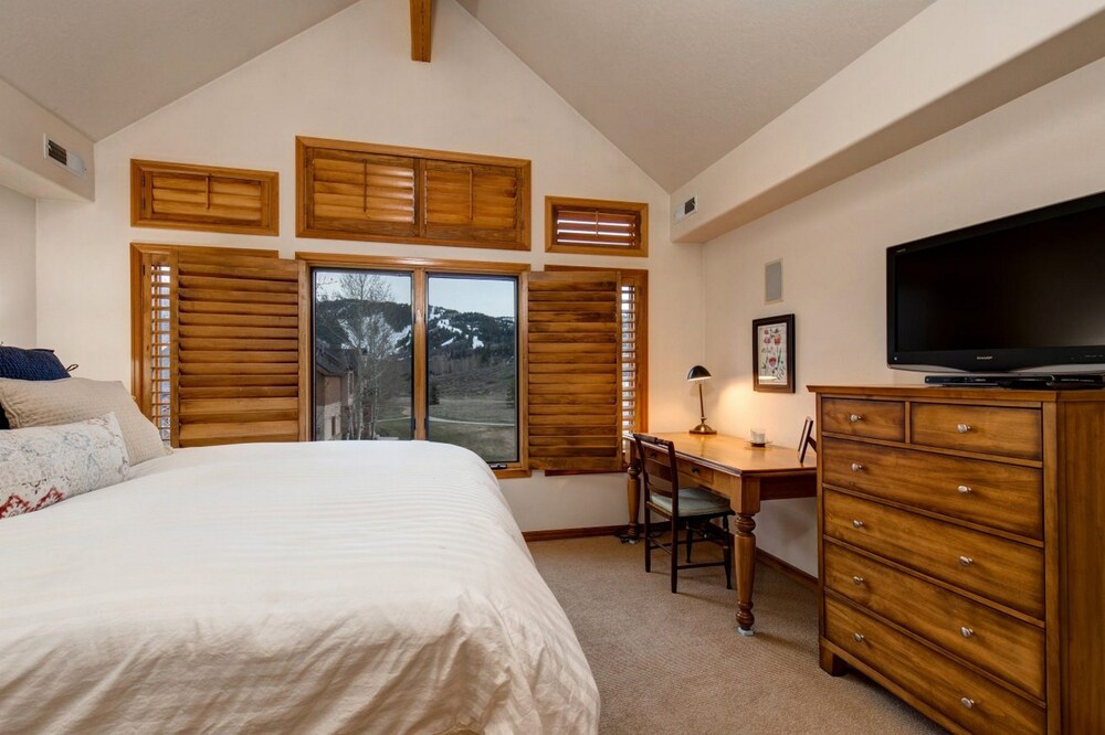 Abode at Silver Oak - photo 9