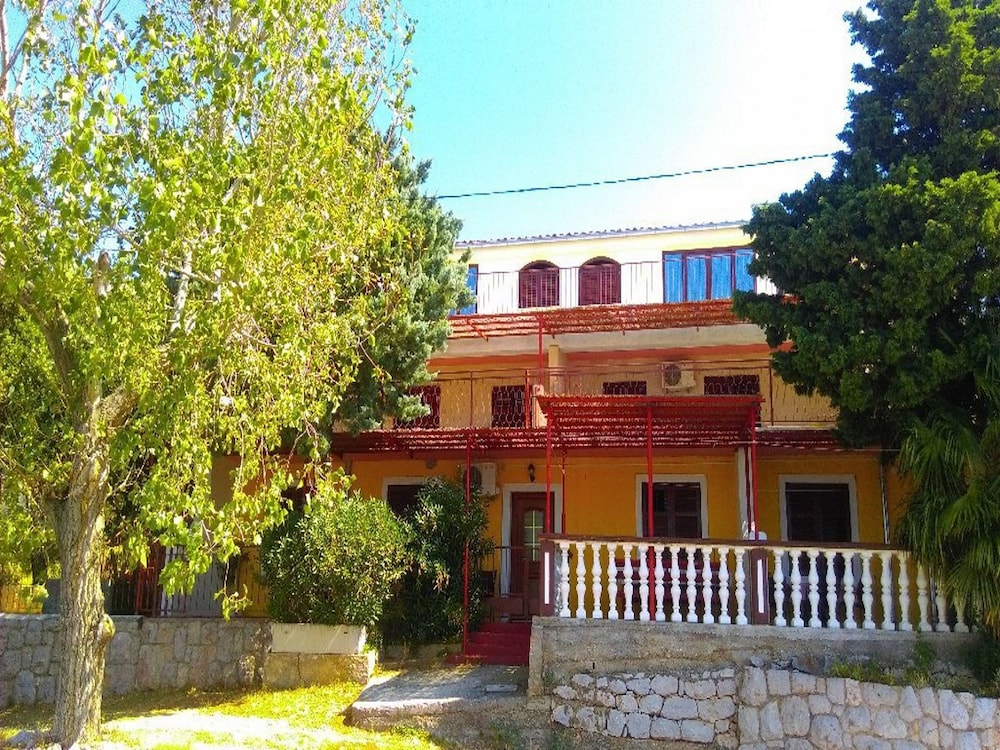 Irmica by the sea SA4 in Karlobag, Croatia