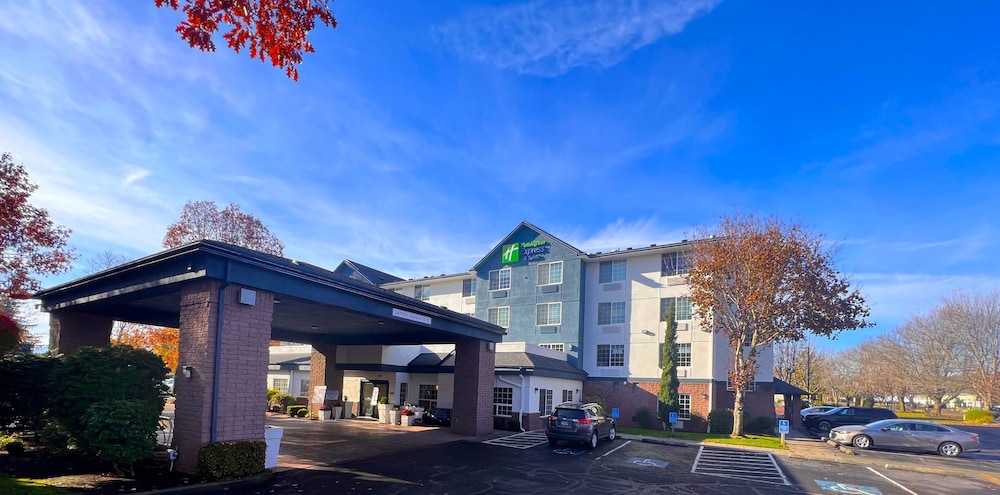 Holiday Inn Express Hotel & Suites Portland Jantzen Beach by IHG - photo 120