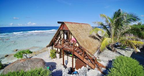 Vahaui Paradis — hotel near Rangiroa Airport