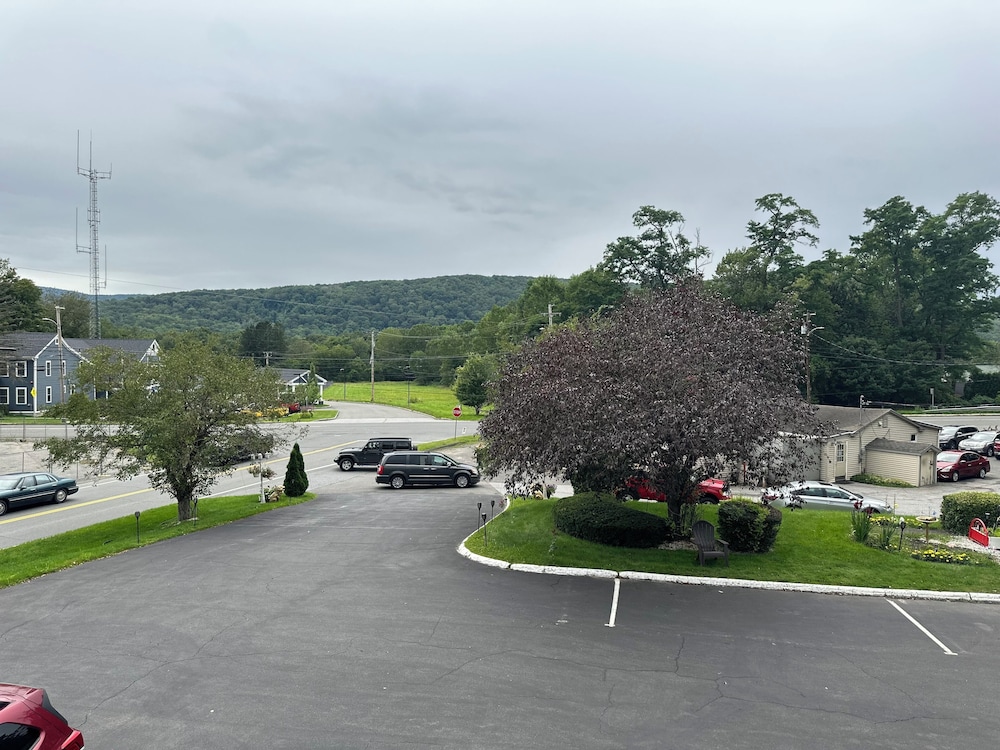 Cozy Corner Motel - photo 36