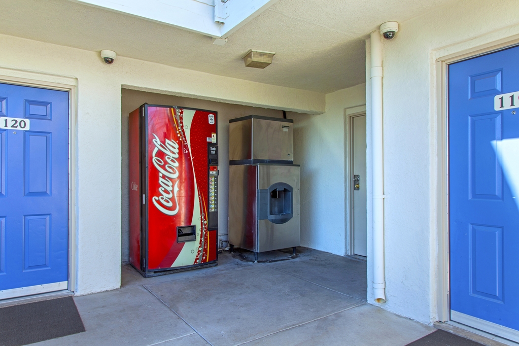 Motel 6 Phoenix AZ Airport 24th Street - photo 26
