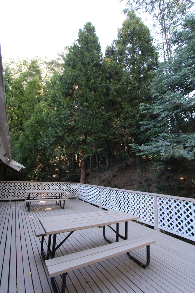 Lake Arrowhead Chalets a VRI resort - photo 24