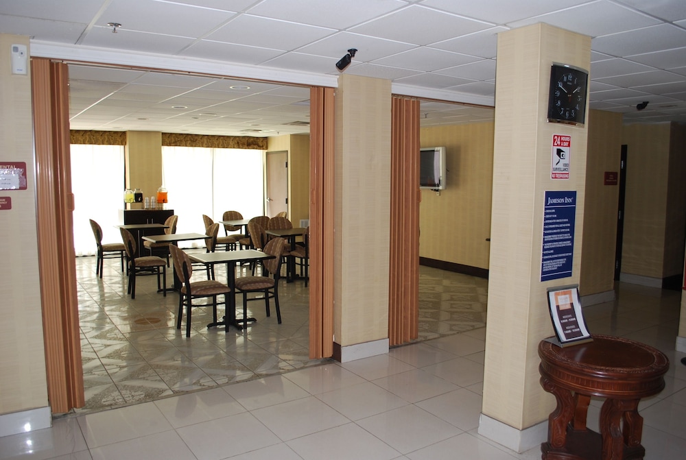Jameson Inn and Suites Riverdale - photo 37