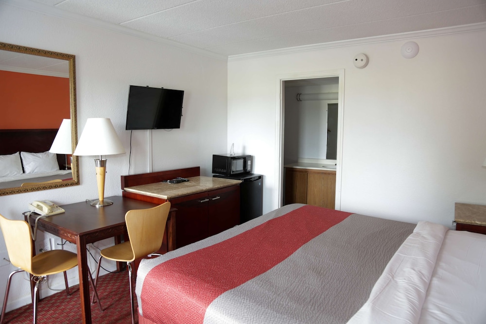 Motel6 Dayton OH - photo 16