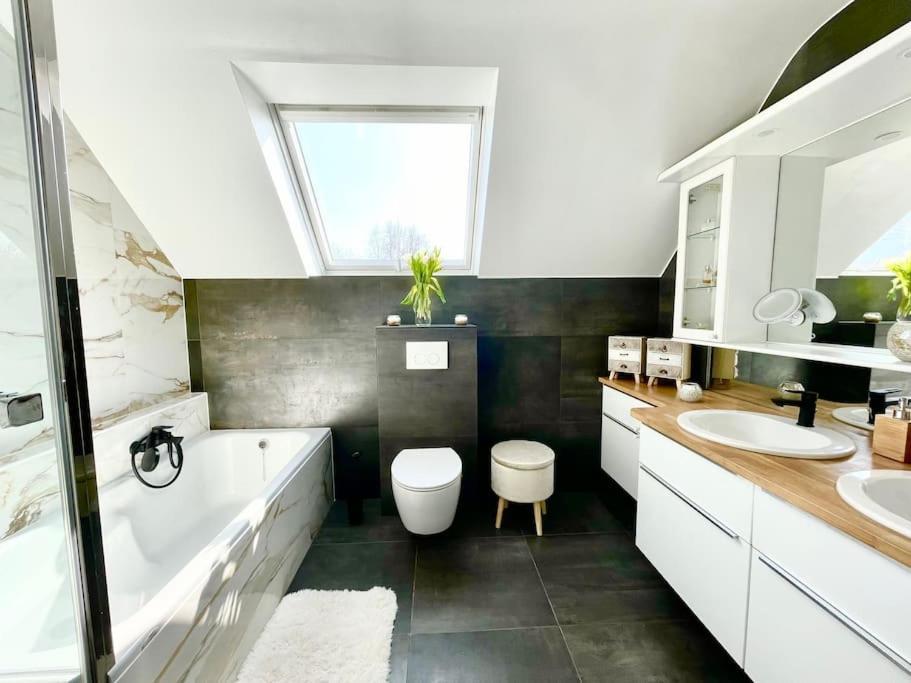 Happiness at Vero — Verviers — photo 2