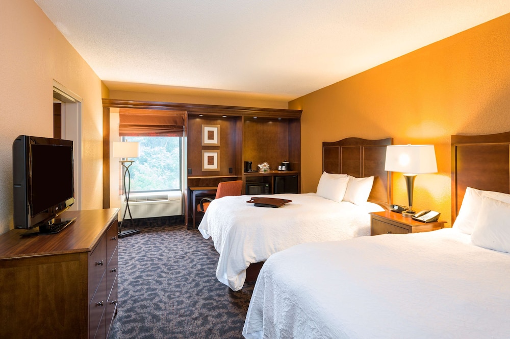 Hampton Inn Danville - photo 17