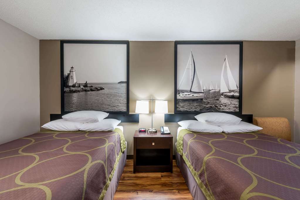 Super 8 by Wyndham Alexander City - photo 11