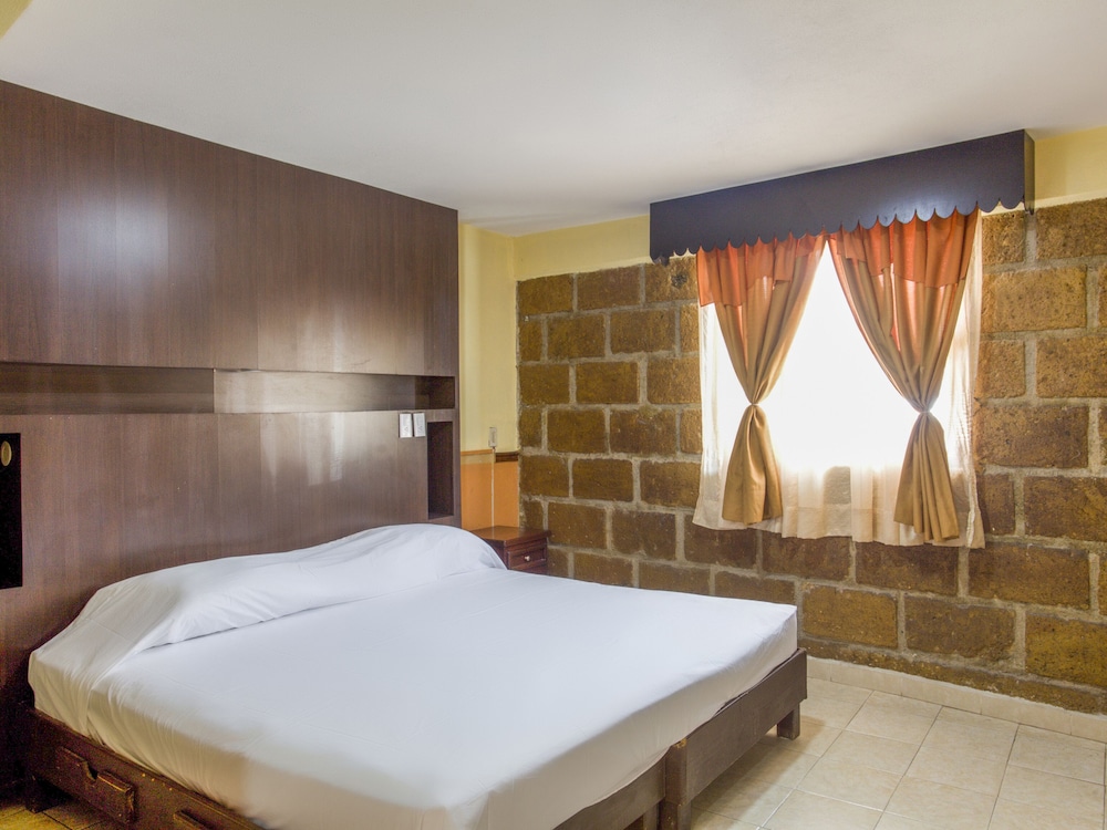 OYO Hotel San Agustin pet-friendly hotel Acambay