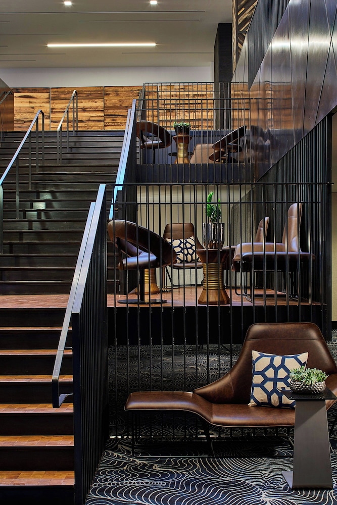 Renaissance Nashville Hotel - photo 7