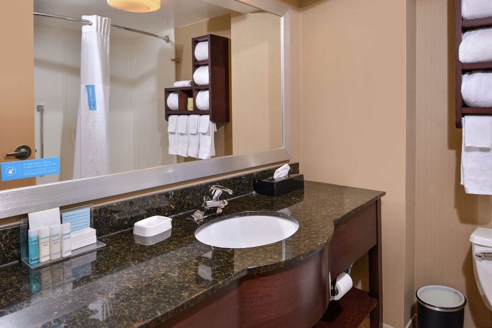 Hampton Inn South Hill - photo 42
