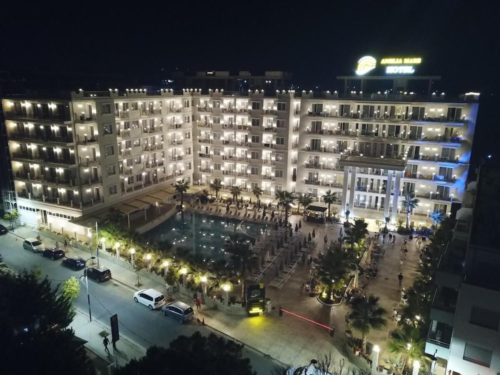 Amelia Mare Hotel in Golem, Albania