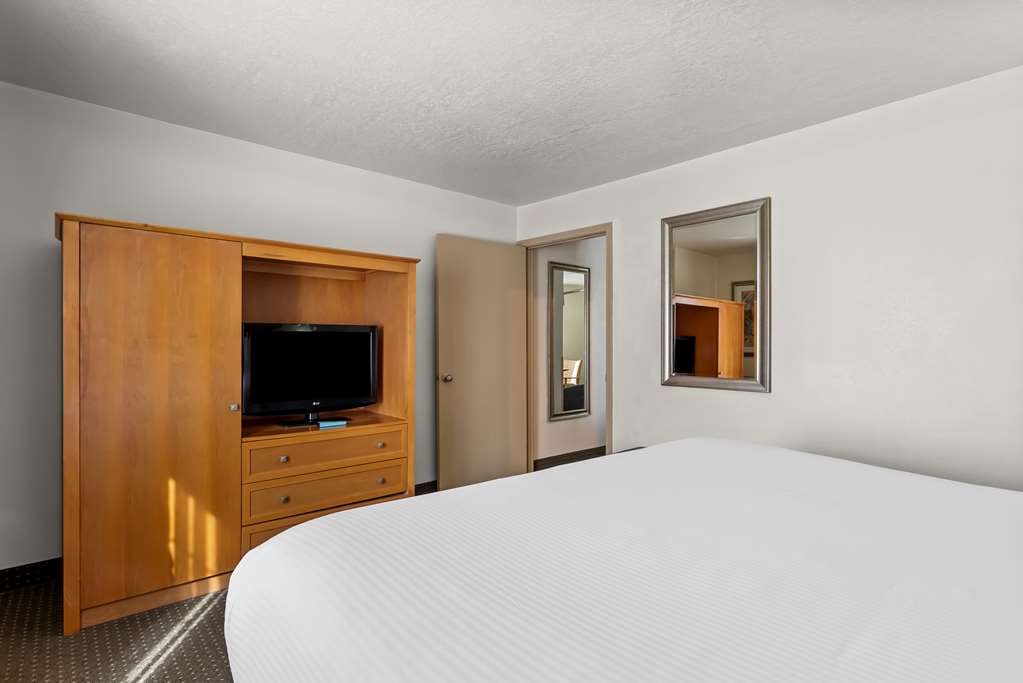 Best Western Socorro Hotel & Suites - photo 17