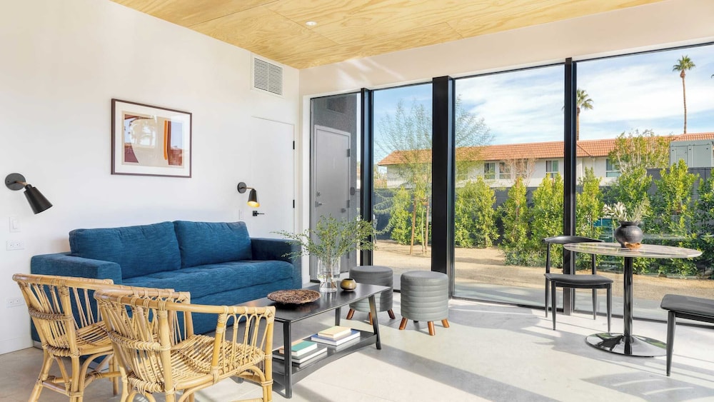 Blackhaus Suites by AvantStay - photo 27