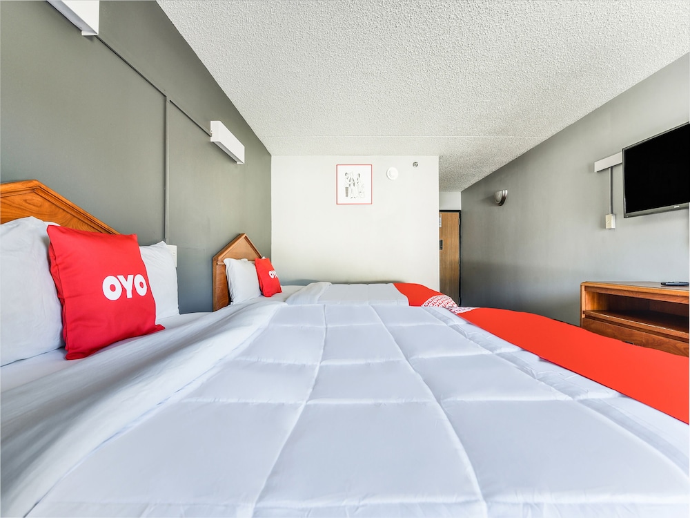 OYO Townhouse Inn Jacksonville near Little Rock Air Force Base - photo 16