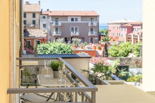 Palazzo Betteloni — 4-Star Luxury Hotel in Bardolino, Italy