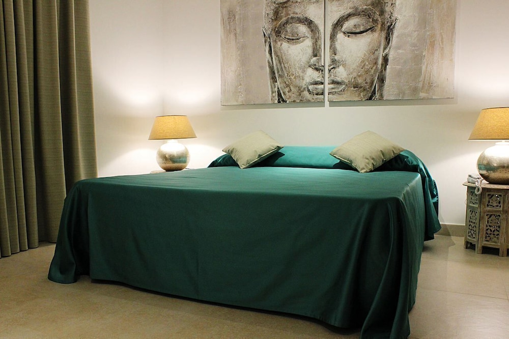 L'Etoile — 4-Star Luxury Hotel in Foggia, Italy