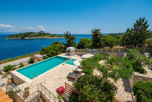 Villa Terra del Nonno with Sea Views & Pool — 4-Star Luxury Hotel in Gaios, Greece