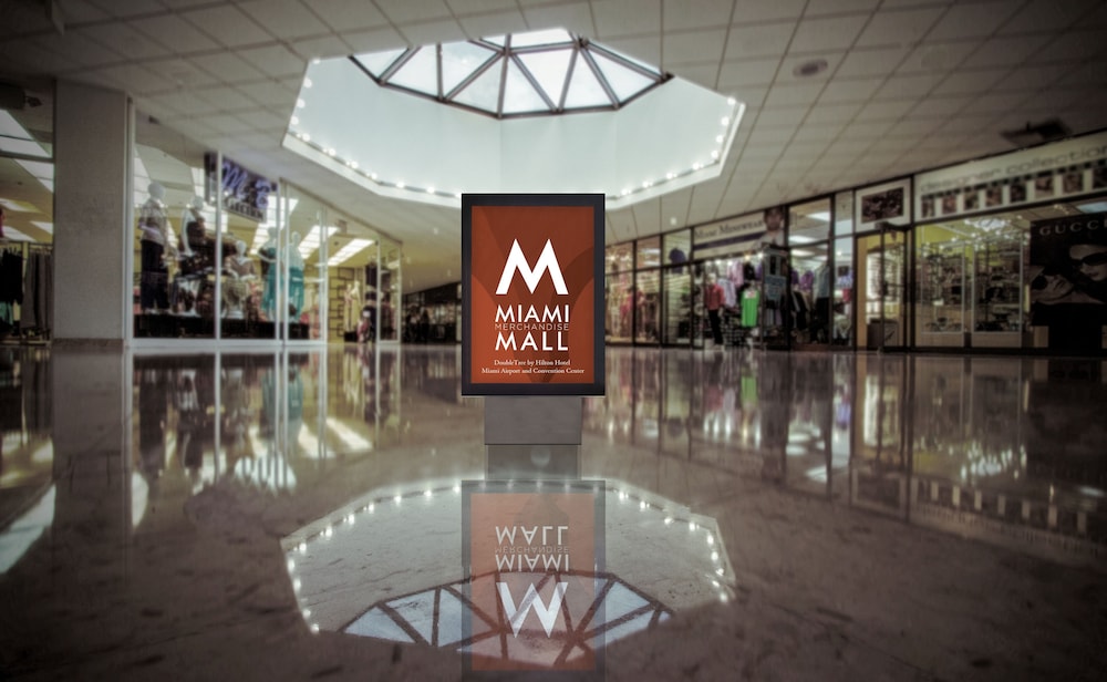 DoubleTree by Hilton Hotel Miami Airport & Convention Center - photo 103