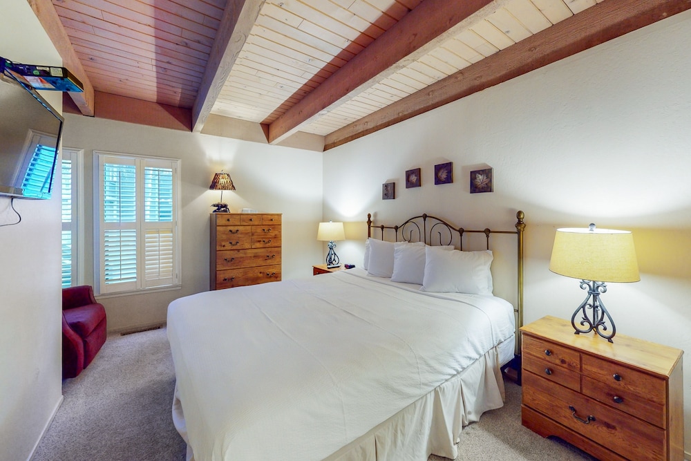 619 Lakefront - photo 17