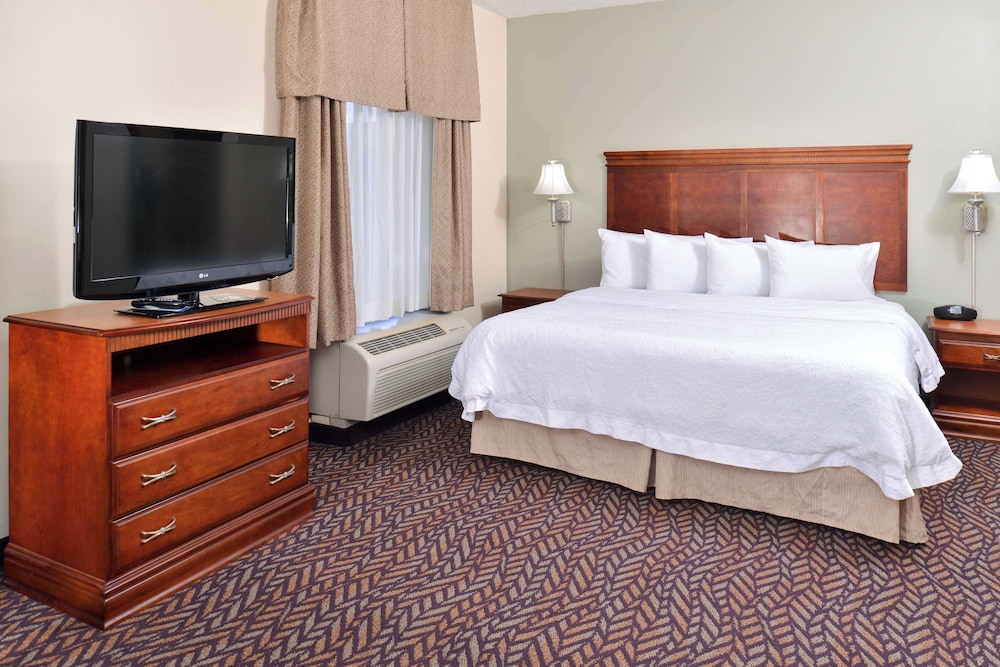 Hampton Inn & Suites Dayton Vandalia - photo 38