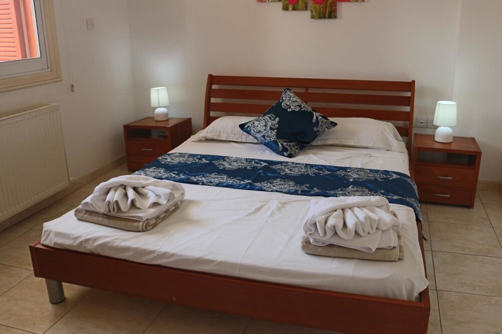 Villa Savoya Sunrise by Ezoria Villas