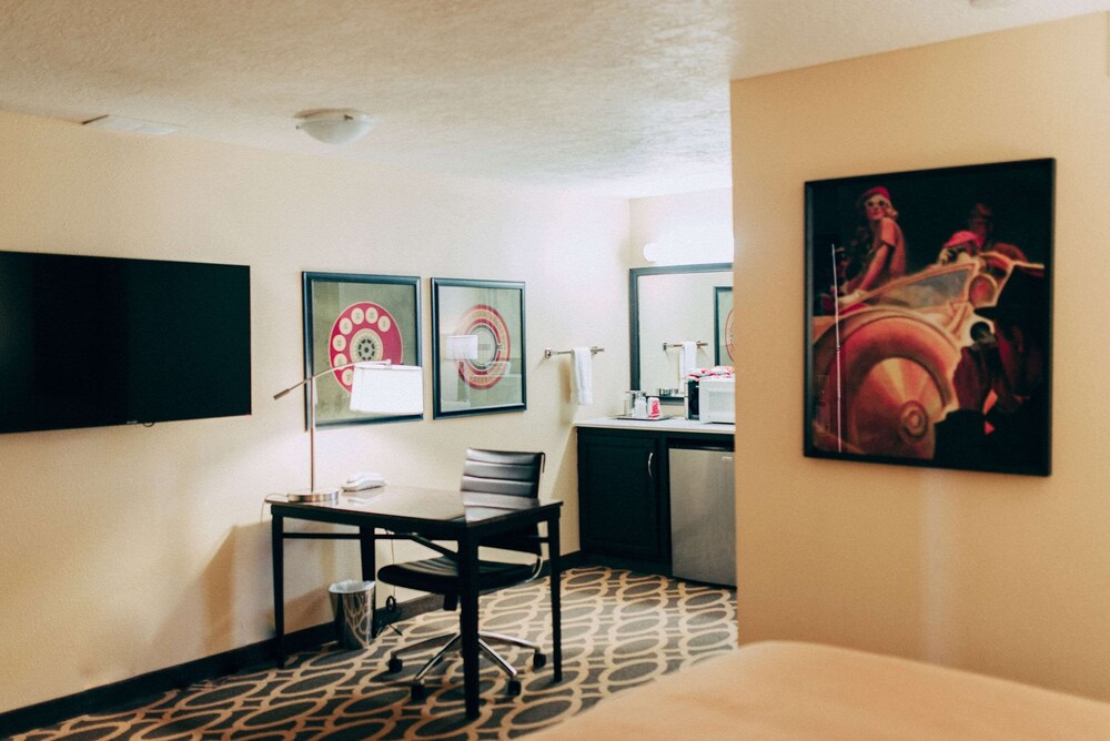Bigelow Hotel and Residences Ascend Hotel Collection - photo 28