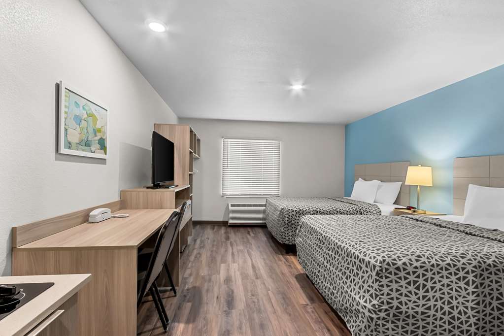 Woodspring Suites Gilbert Mesa Gateway Airport - photo 15