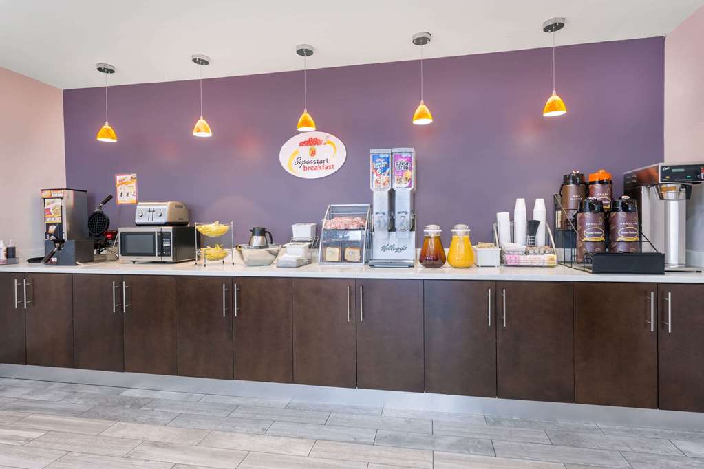 Super 8 by Wyndham Locust Grove - photo 16