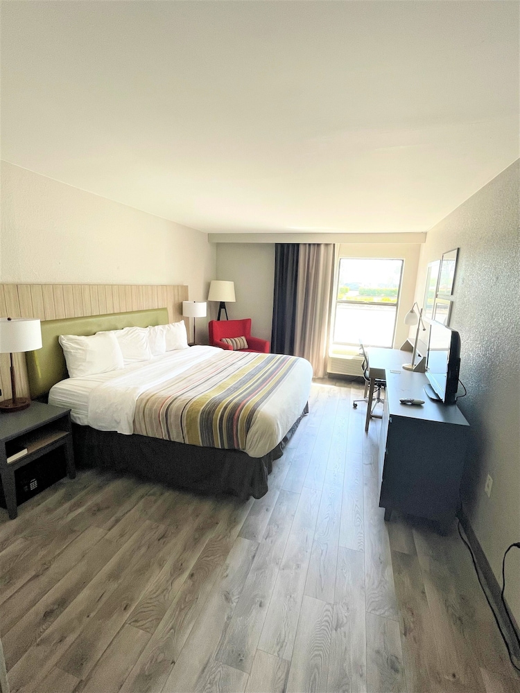 Country Inn & Suites by Radisson Greenville NC - photo 14