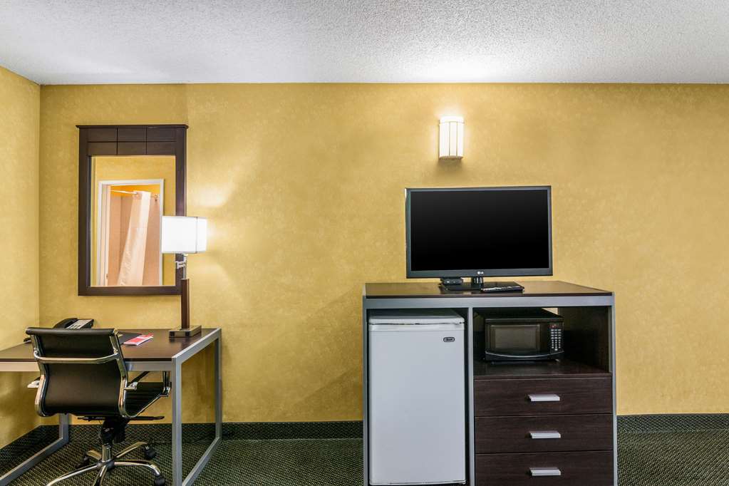 Econo Lodge Hesperia Victorville I 15 - photo 27