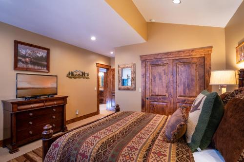 Luxury 4BD Located at Old Greenwood - photo 37