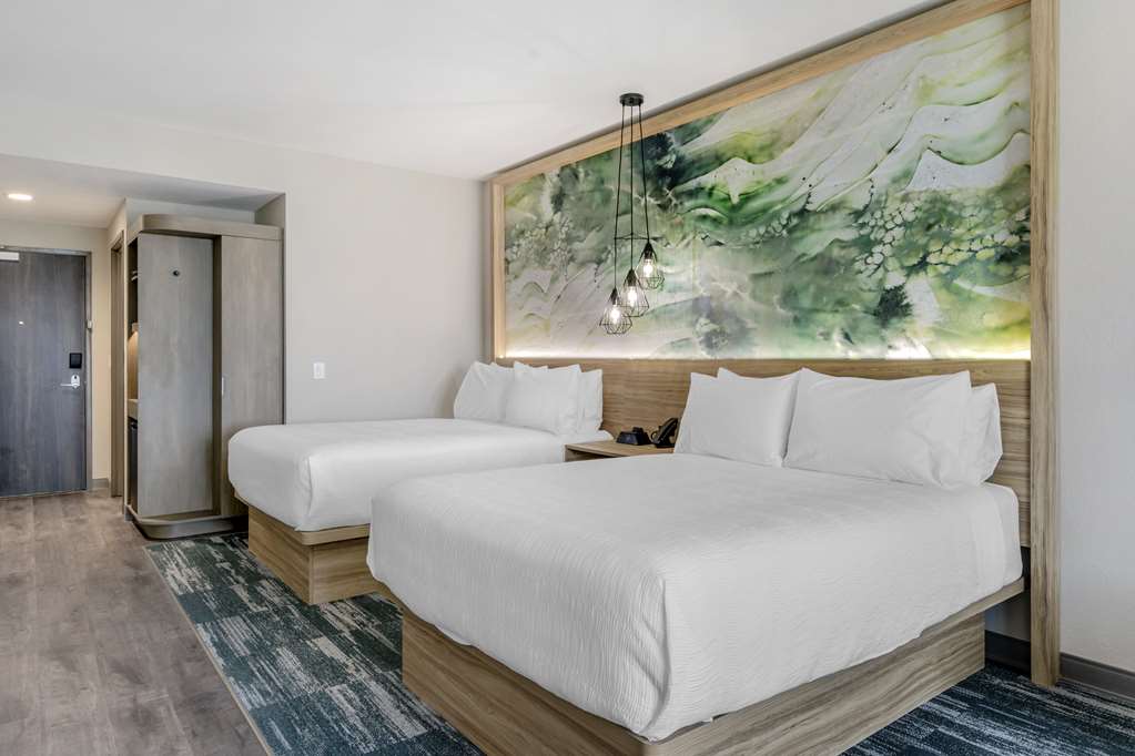 Best Western Plus Winter Haven Inn Suites - photo 38