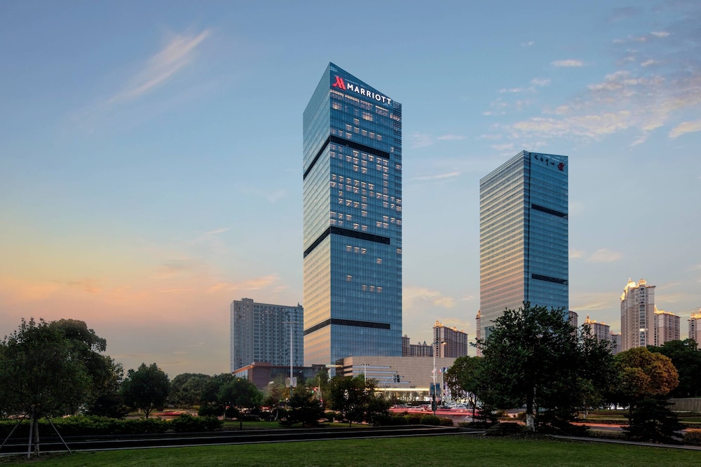 Zhangjiagang Marriott Hotel - carbon neutral hotel in Suzhou