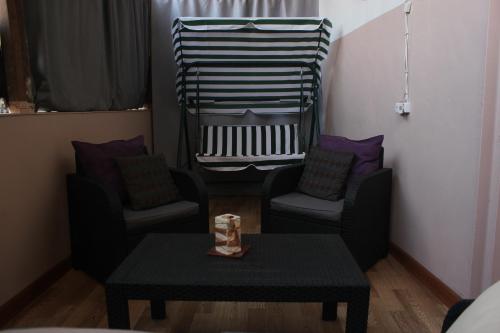 Cozy Apartment In Real Heart Of Old Tbilisi
