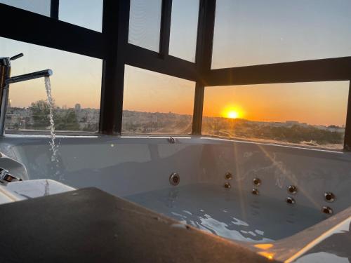 מצודת המלכים The Citadel Of The Kings in Jerusalem, Israel