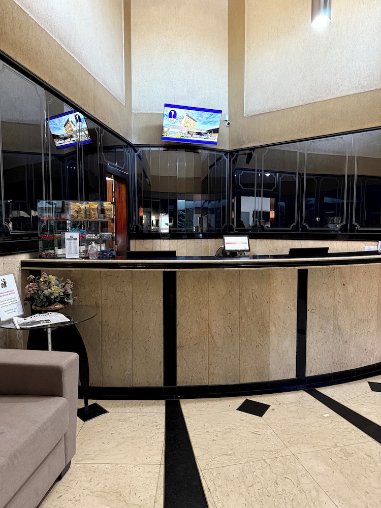 Cristal Palace Hotel — Lins — photo 3