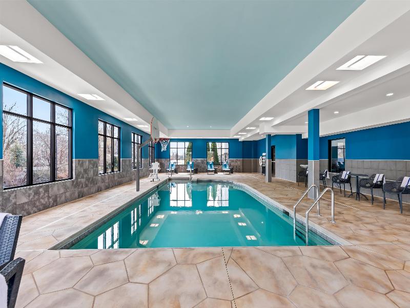 Hampton Inn Fond du Lac - photo 88