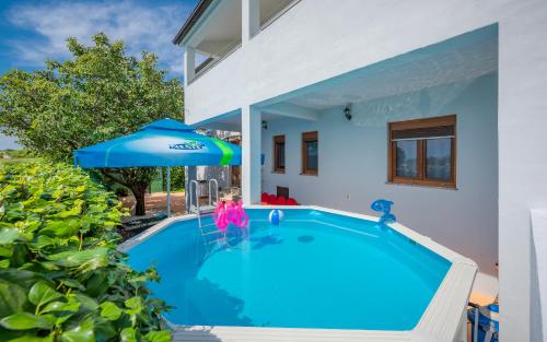 Apartman Summer Breeze — 4-Star Luxury Hotel in Marcana, Croatia