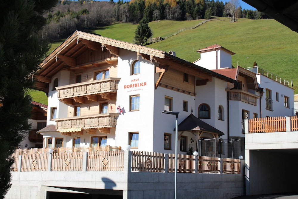 Haus Dorfblick — 4-Star Luxury Hotel in Gerlos, Austria