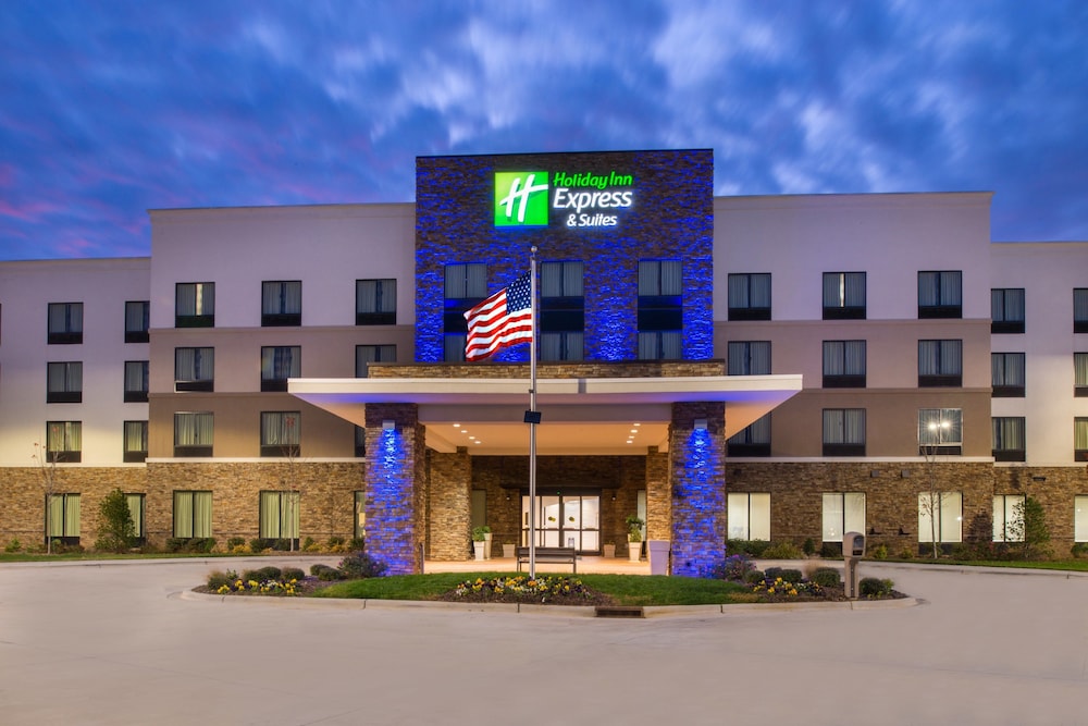 Holiday Inn Express Hotel & Suites Monroe - photo 64