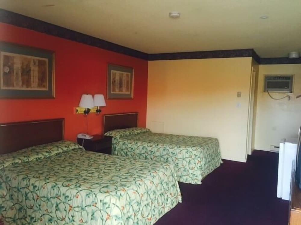 Penn Terrace Motel - photo 2