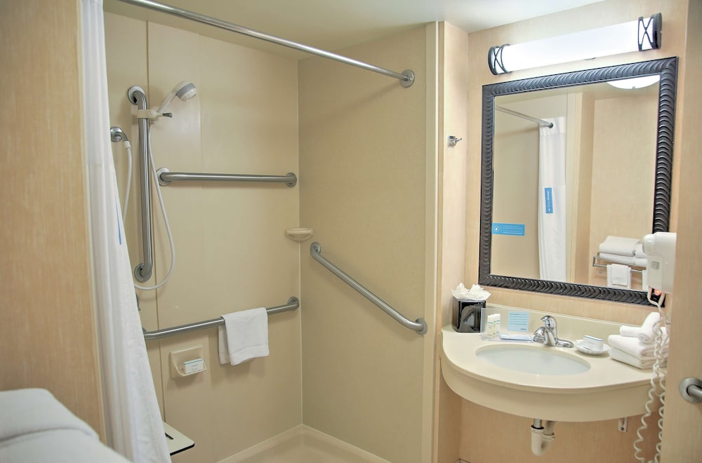 Hampton Inn Cedar City - photo 22