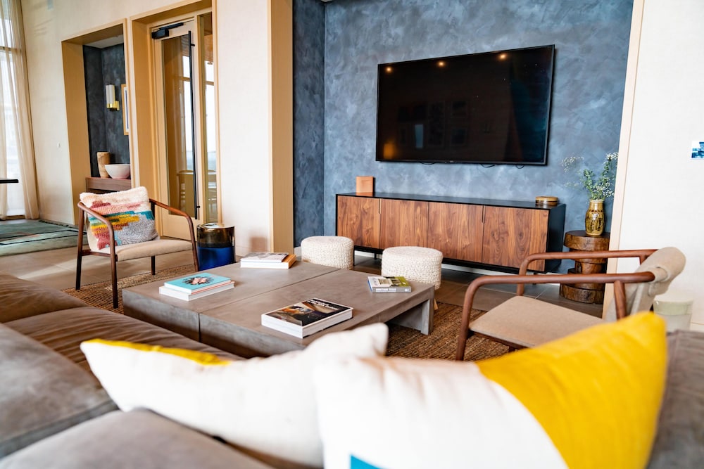 Austin Condo Hotel - photo 829