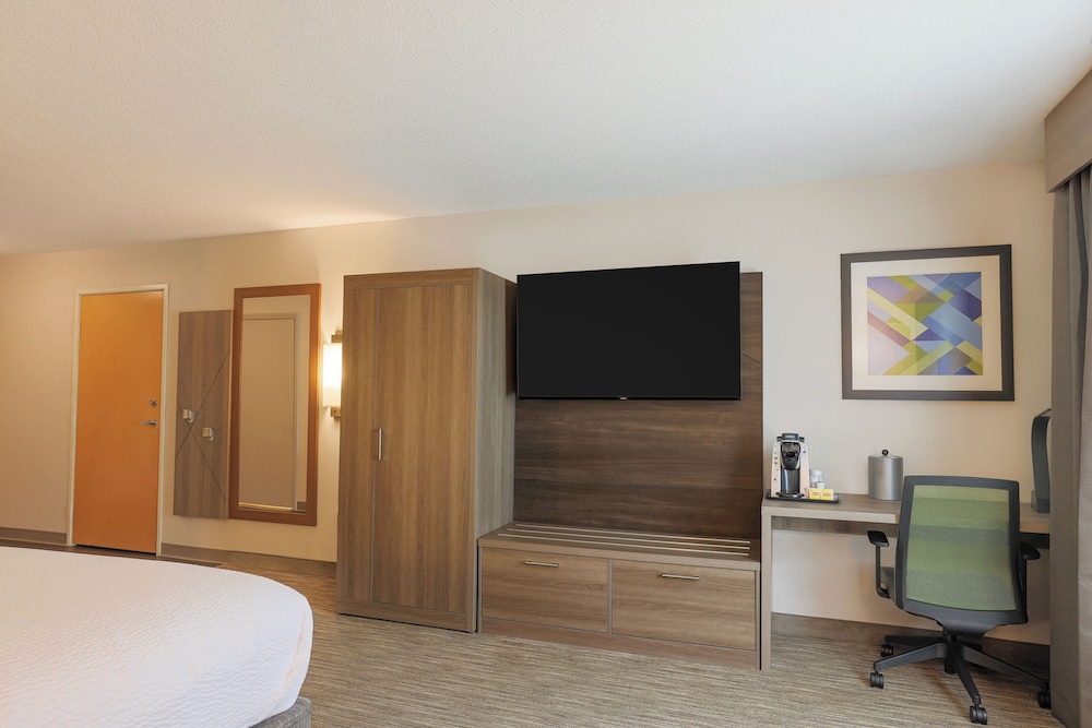 Holiday Inn Express & Suites Raleigh North Wake Forest by IHG - photo 20