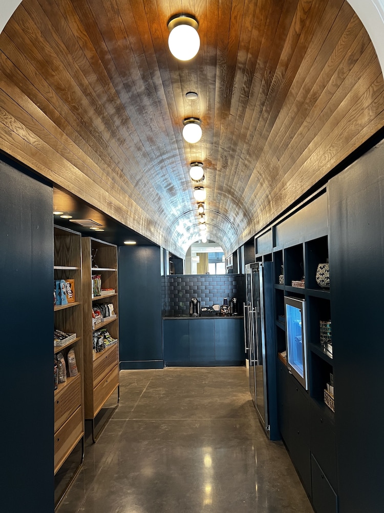 Hotel Indigo Omaha Downtown by IHG - photo 35