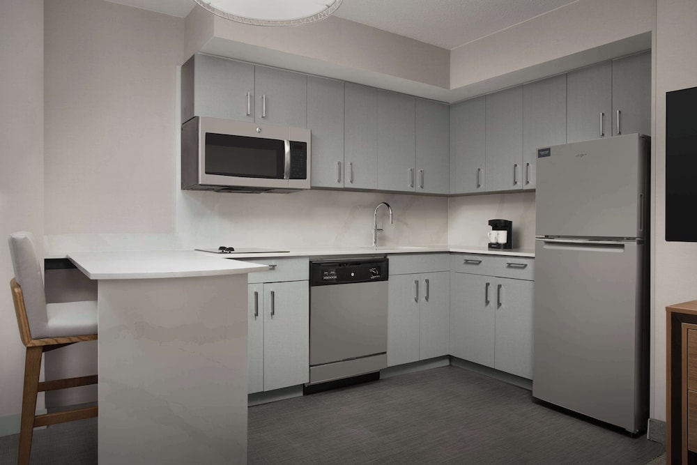 Homewood Suites by Hilton Alexandria Pentagon South - photo 21
